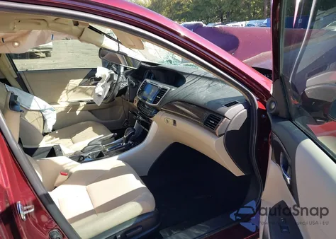 2017 Honda Accord Ex-L z USA, uszkodzony, nr VIN 1HGCR2F90HA164392